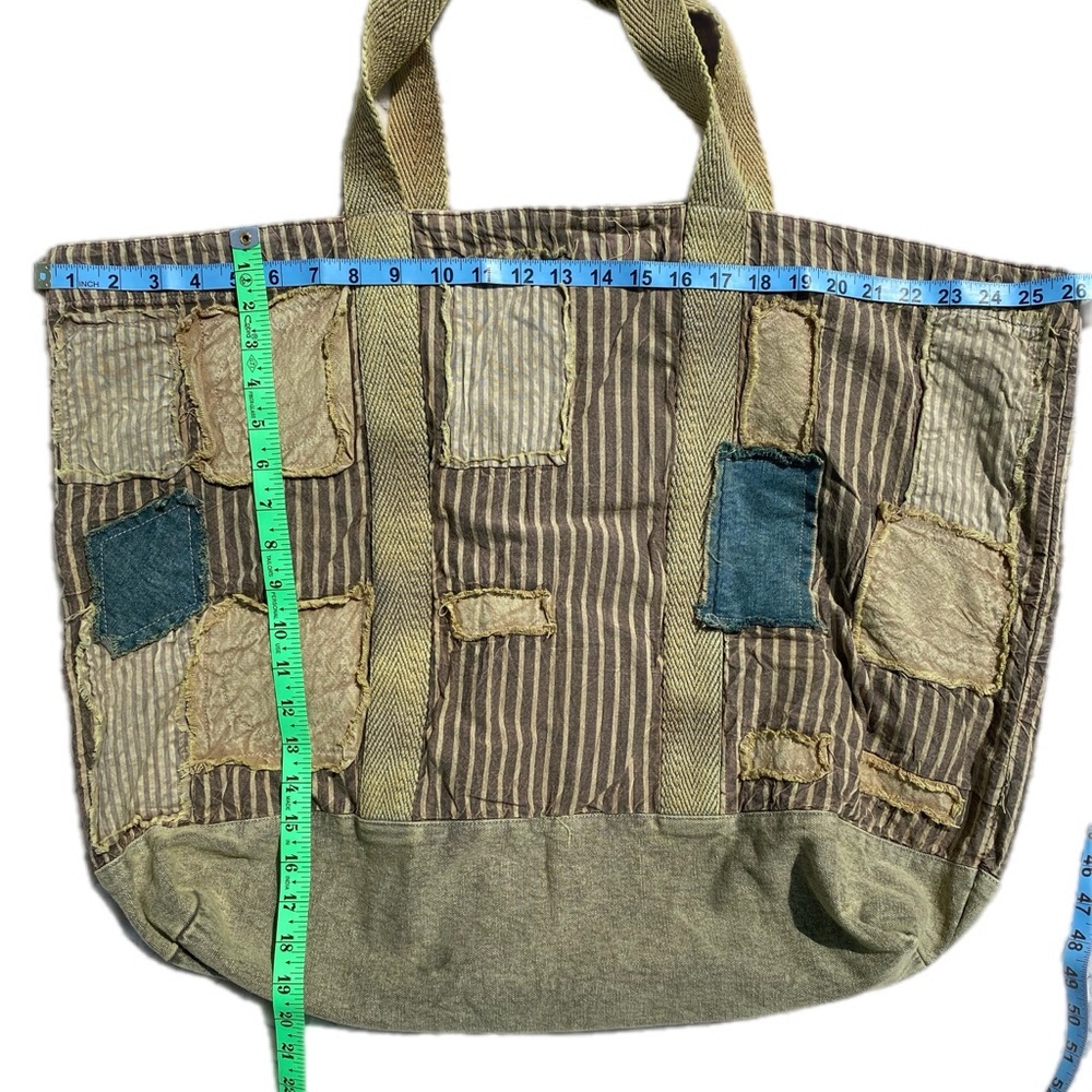 WE THE FREE LAST CHANCE BIG TOTE IN GREEN TAN PATCHWORK NWT - Picture 10 of 15